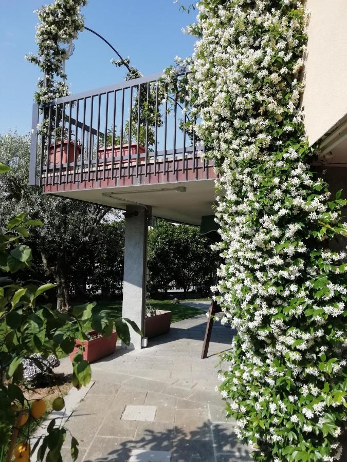 B&B Boutique Villa Terry Medolago Exterior photo